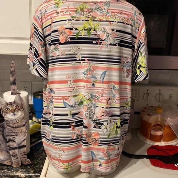 c womens The Limited casual floral short sleeve stretch plus size top 1X - Picture 2 of 5
